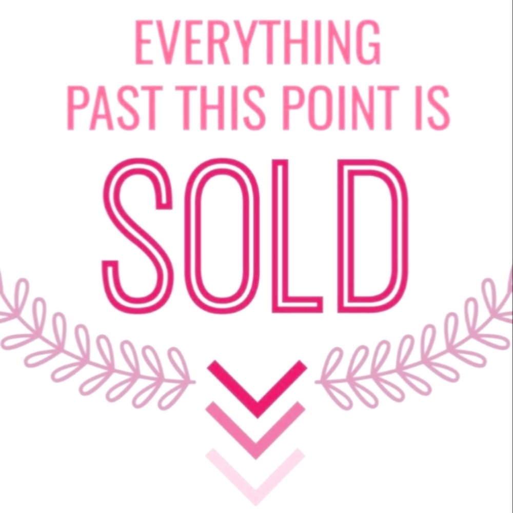 EVERY ECCENTRIC ITEM BEYOND THIS POINT IS SOLD 🫶🏾💕🤓